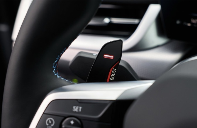 最强2.0T 配置升级 运动套加身 新款宝马X1 xDrive M35