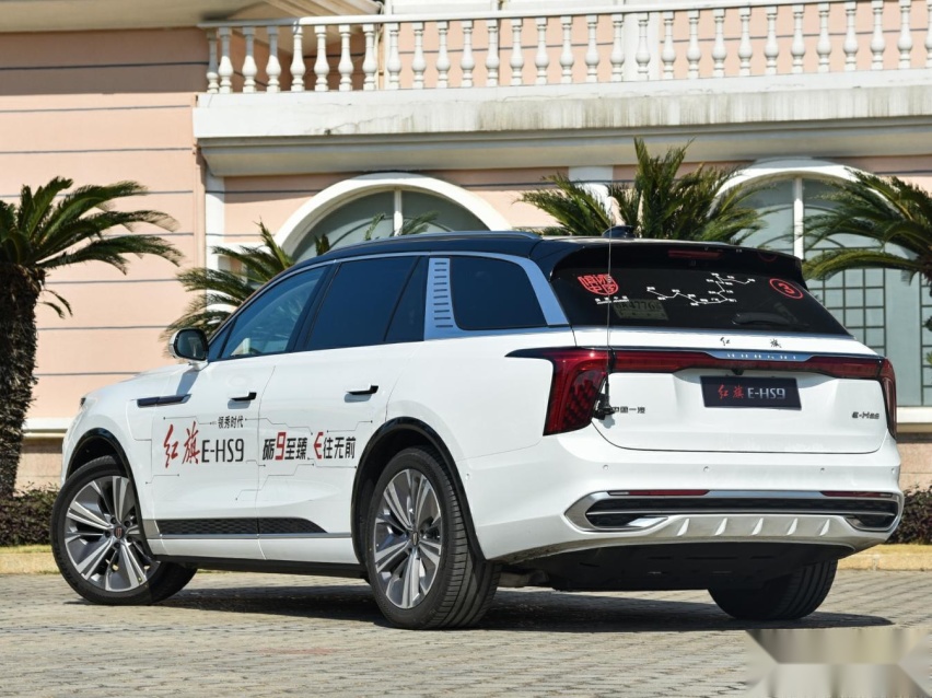 红旗E-HS9：50多万起售的国货SUV，气场不输库里南，120度电池
