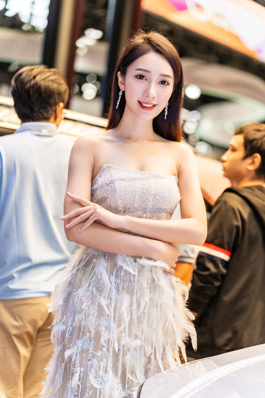 2024广州车展小姐姐大合集！是真男人就坚持到最后一张！
