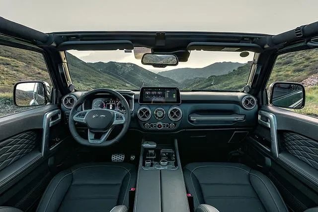 短轴越野，BJ40致敬2020版正式上市，售16.99万元起