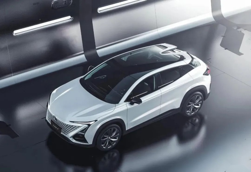 长安又一重磅紧凑型SUV，外观超级概念，十万块能买到吗？