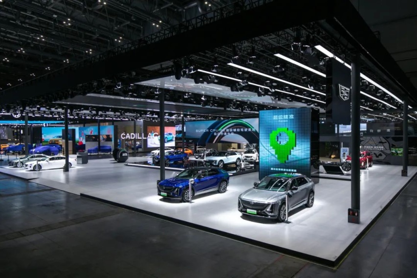 奔驰EQE 、凯迪拉克锐歌、沃尔沃EX90等豪华纯电SUV，谁更值得选