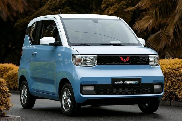 几万块钱能买到什么？五菱宏光MINI EV值吗