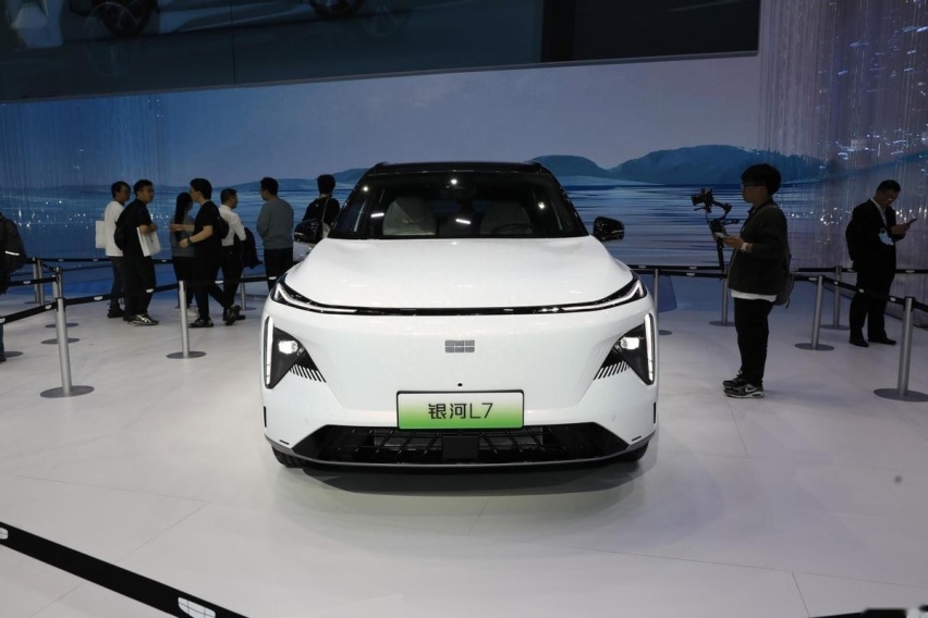 销量和口碑持续攀升，吉利银河L7为何会成功？