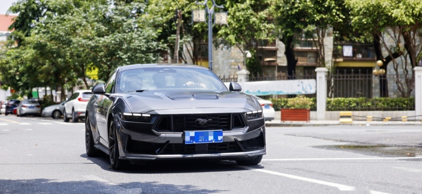 试驾全新福特Mustang，美系性能跑车的经典能否流传？