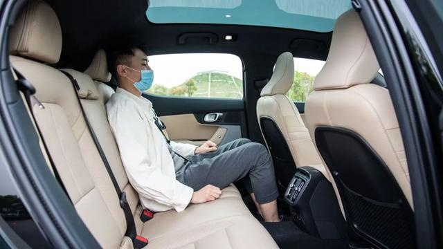 Polestar 2我一定要花¥42000选装这辆车的安全带