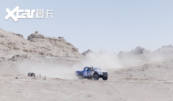 燃炸！7岁车手与全新D-MAX 3.0T挑战达喀尔，夺得赛段冠军