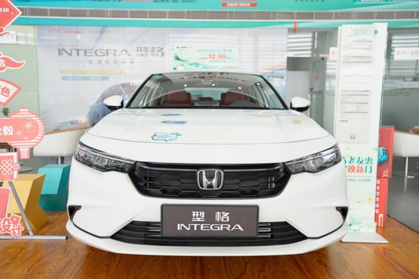 探店 | 全新架构加持，性能安全两手抓，这次型格超有性格！