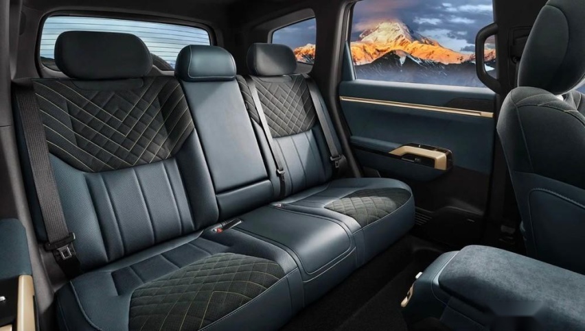 全新中大型SUV，硬派越野设计+增程动力，深蓝G318或售30万左右
