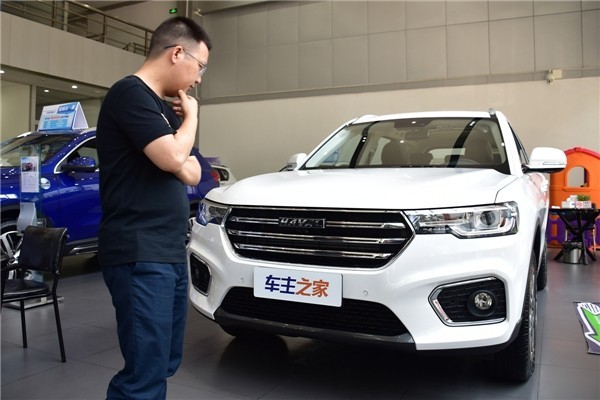 朋友把婴儿车推到4S店！只为找一款15万大空间的SUV