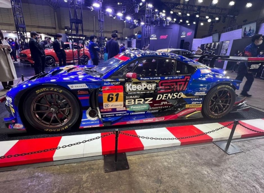 这种涂装的BRZ，赛车基因拉满，GT300在大街上都看不到