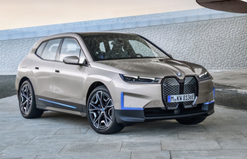 2021上海车展提前看：宝马全新纯电SUV—iX来袭，马力可