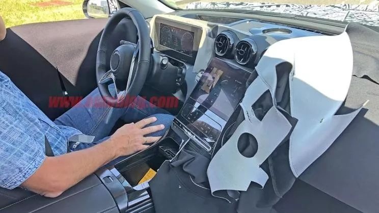 下一代奔驰S级长这样？网友：内饰设计师要拖出来挨打！