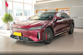奇瑞风云A9L来袭，预售40小时大订超1.2万辆，综合续航达2000km