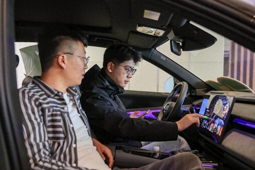 动态|新豪华 SUV 首选，领克08品鉴试驾会济南站圆满落幕