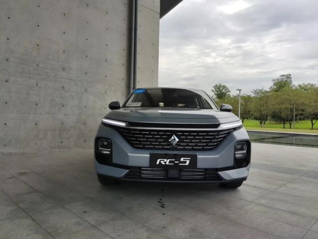 试驾新宝骏RC-5:智能亦亲民