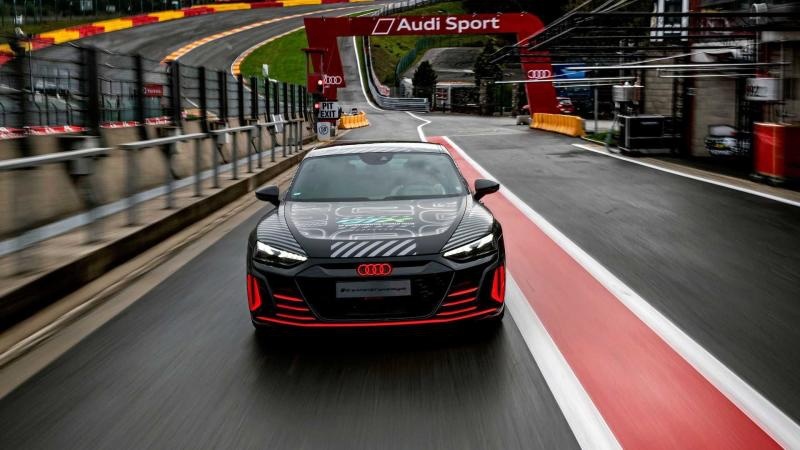 710马力，或3s内破百，奥迪RS e-tron GT原型车