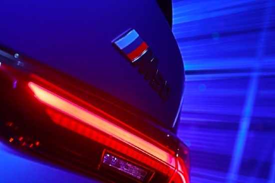 BMW i品牌如何定义未来出行？超越电动，灵感使然