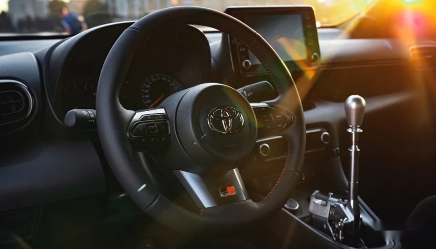 把宝马换成丰田GR Yaris，起因竟是为了一套宽体？