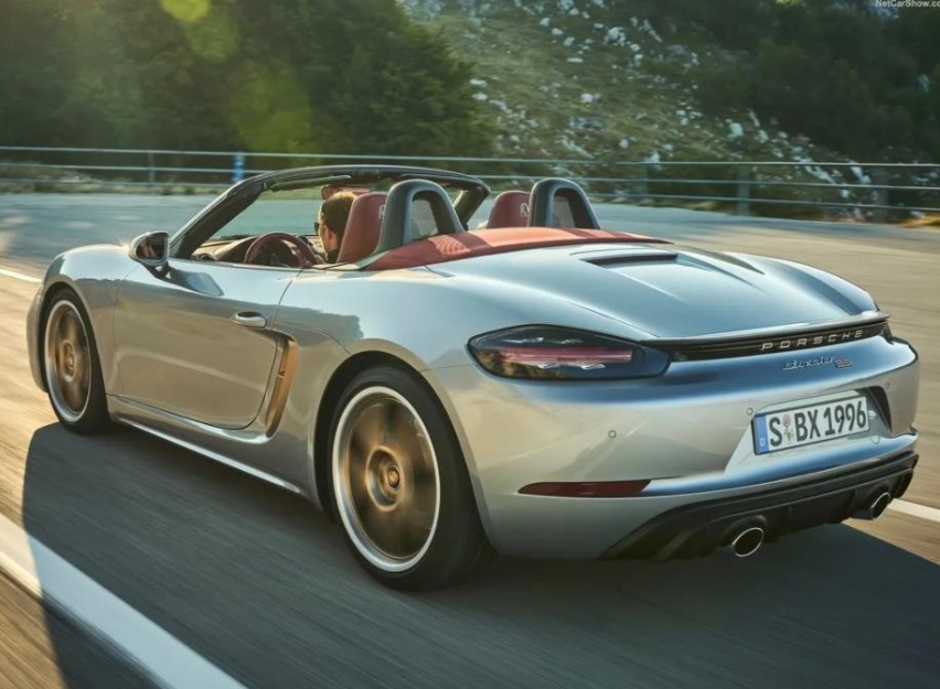 保时捷718 Boxster25周年纪念版上市，国内国外差异