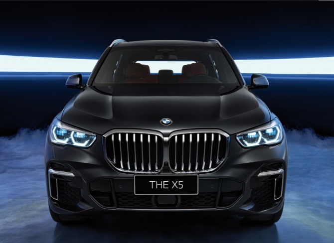 国产宝马X5配置曝光 3.0T+8AT 尺寸直逼宝马X7