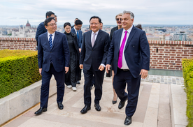 比亚迪国外市场再破局！在匈牙利建立欧洲总部，出海计划再创成就