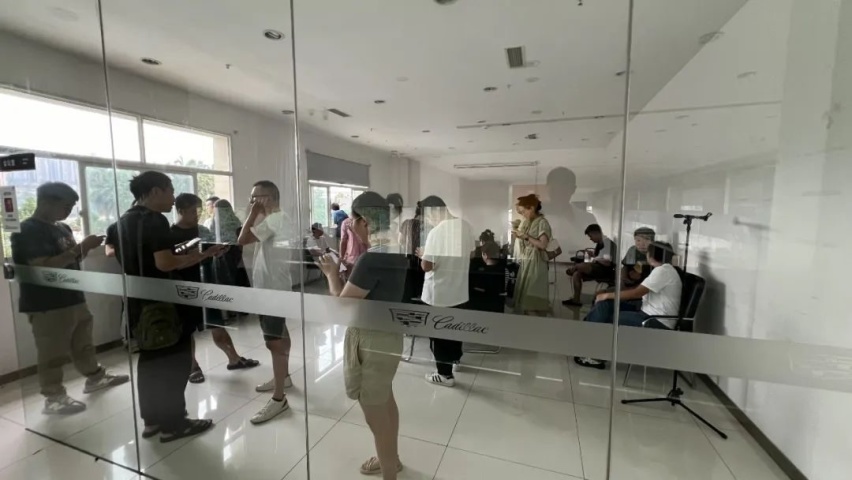 凯迪拉克重庆苏渝“暴雷”，16800的“终身保养”还敢买吗？