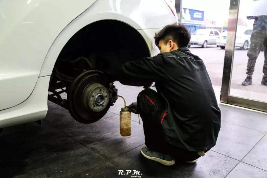 甭管新手老手，开车之前先弄清楚这几点养护知识！