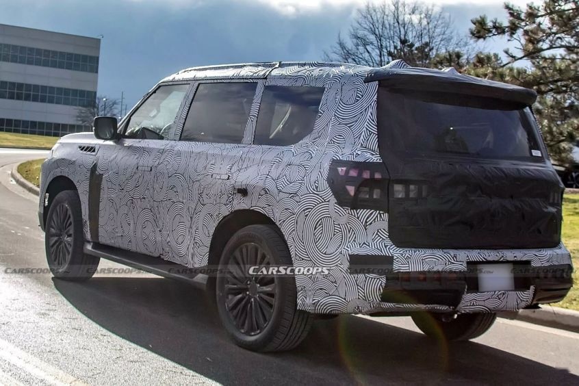英菲尼迪QX80谍照曝光，外观神似概念车，或搭3.5T+48V轻混系统