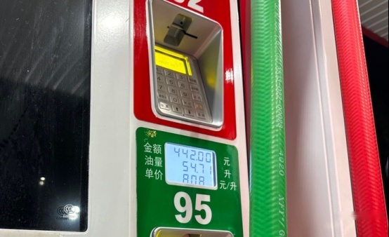 蓝绿牌“同权”或将落空，没有购税政策的油车是否值得入手？