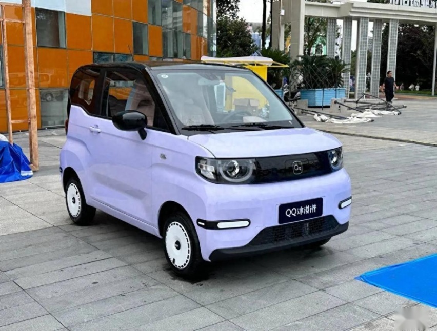 萌趣纯电小车,驾驶奇瑞QQ冰淇淋,带着快乐出发!