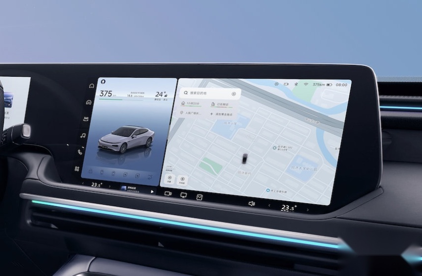 全新小鹏P7i 鹏翼版上市发布 限时优惠价24.99万元
