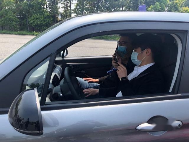 试驾零跑T03：续航403km，配L2级智能辅助驾驶系统