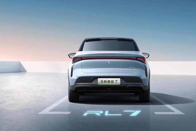定位电动轿跑SUV，吉利睿蓝7或8月22日预售，产品力如何？