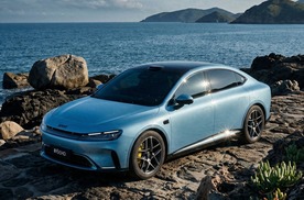 氛围感直接拉满，全新smart精灵6号这抹蓝得自带温柔感