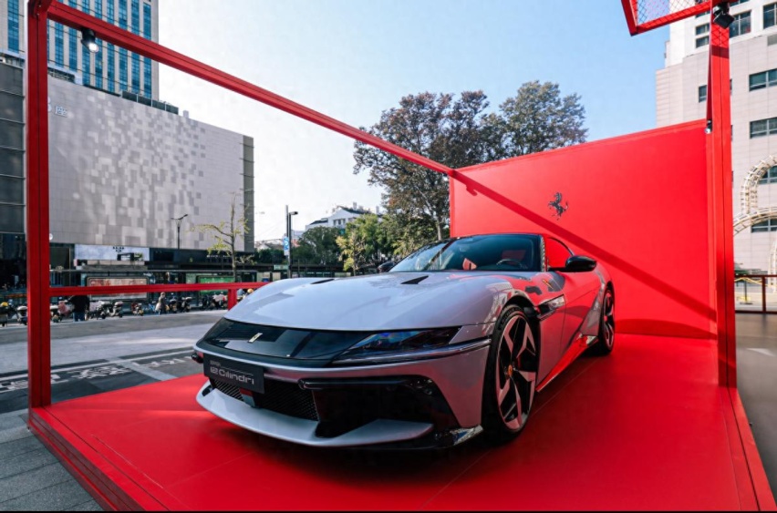 A FERRARI DAY亮相杭州，跃马风韵“意”动心驰