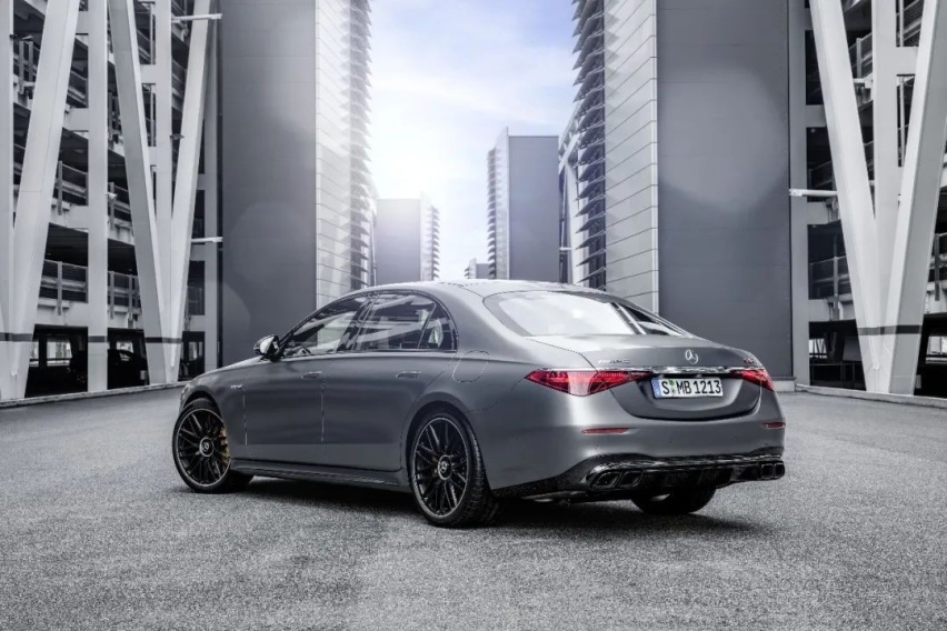 全新梅赛德斯-AMG S 63 E PERFORMANCE全球首发