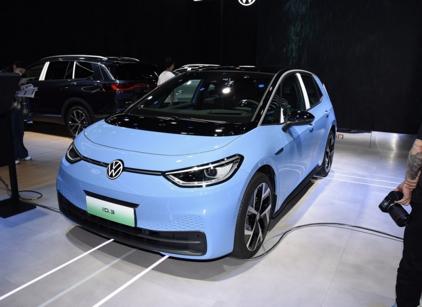 蔚小理分化严重！2023新能源销量出炉 哪吒继续垫底