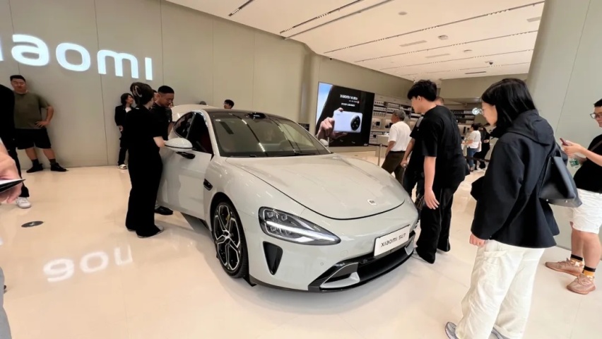 造车尽头是直播？车企大佬“卷”进直播间