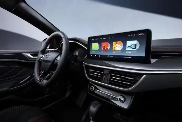 UNI-V再推新车型，想选动力强劲的运动家轿这几款车型不容错过
