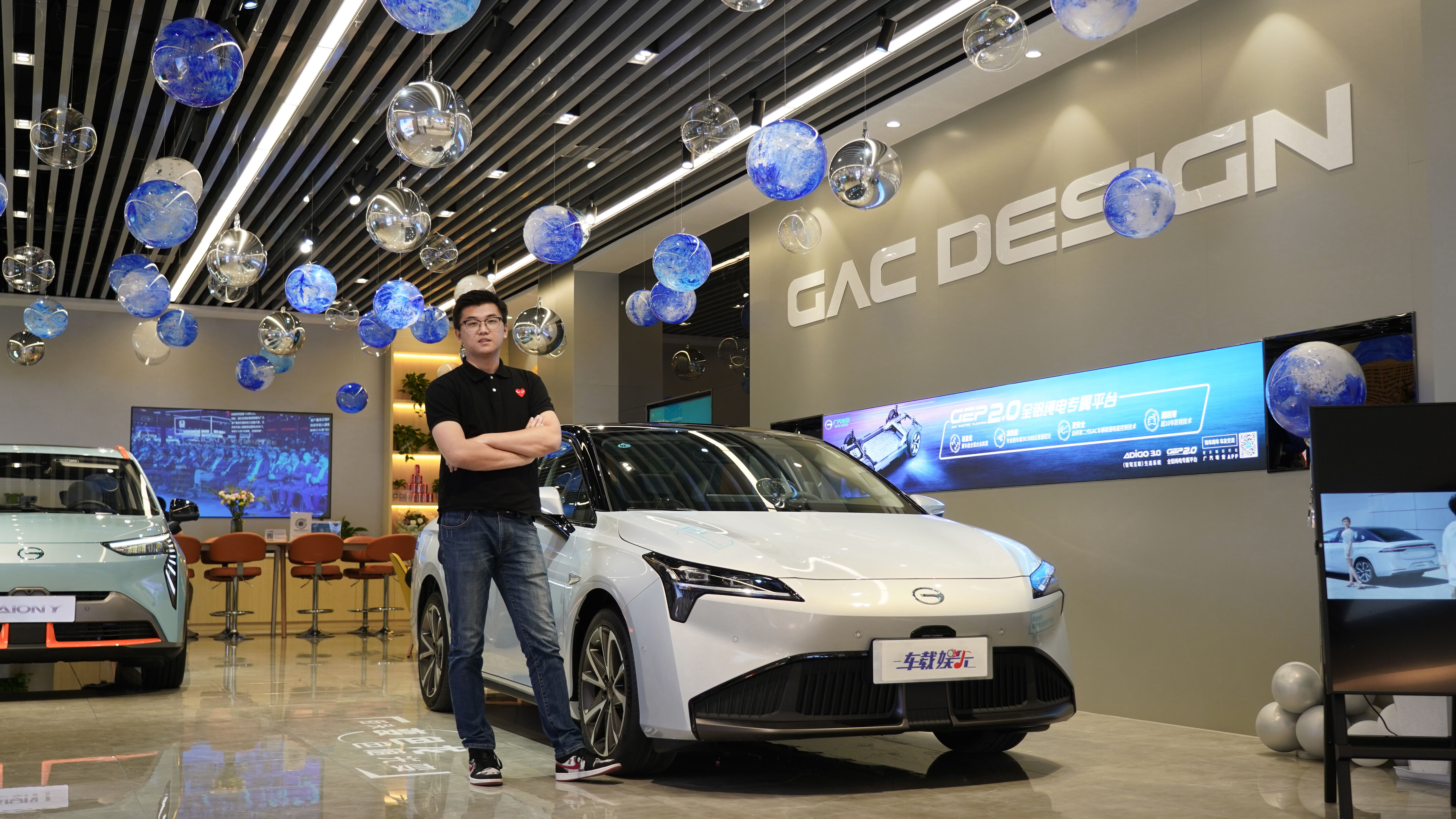 比法拉利更牛的变色天幕，风阻系数0.211，埃安S Plus太“内卷”