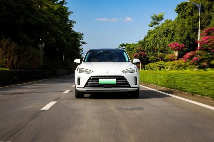 25 万级混动 SUV 大乱斗 星越 L Hi·P/ 问界 M5/ 唐