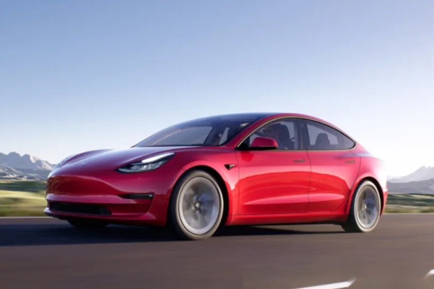 特斯拉Model 3大批召回，是特斯拉的担当还是Model 3的问题？