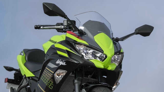 零百加速4秒出头 川崎Ninja650 进口中量级性价比之选