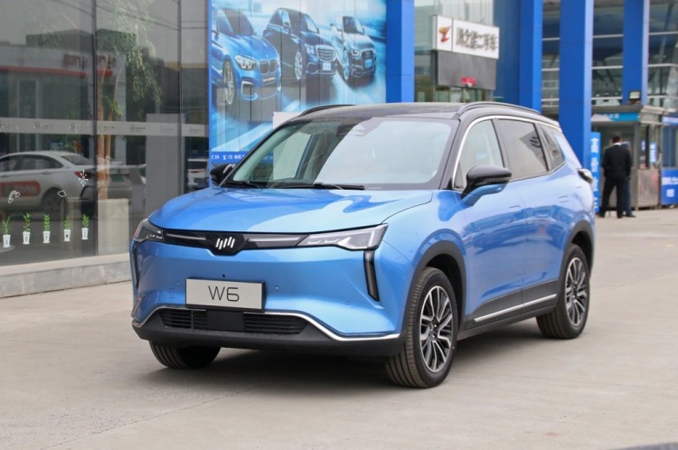 首款无人驾驶量产车  威马W6售16.98万元起