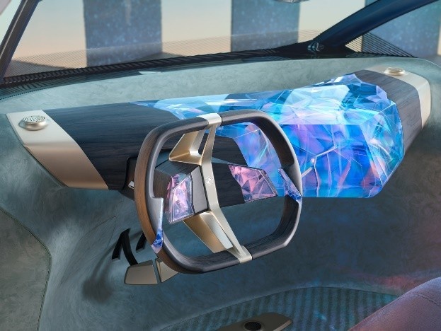 BMW i 循环概念车以数字设计创造智能可持续城市出行体验