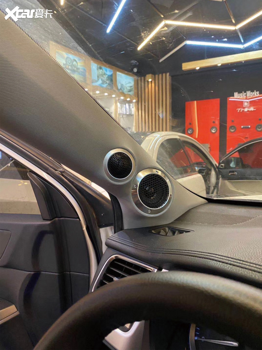 济南77丰田汉兰达汽车音响改装a柱倒模安装丰富饱满