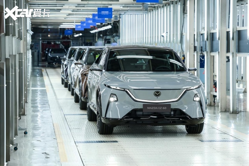 央妈严选，“长安马自达EZ-60”理工男成功转型