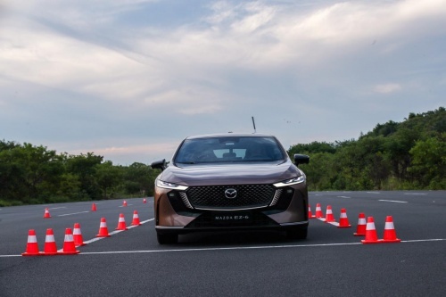 MAZDA EZ-6：合资新能源的全新价值标准，操控超越期待！