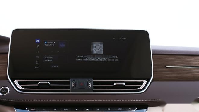 品牌首款MPV，空间充足舒适配置丰富，体验奔腾M9